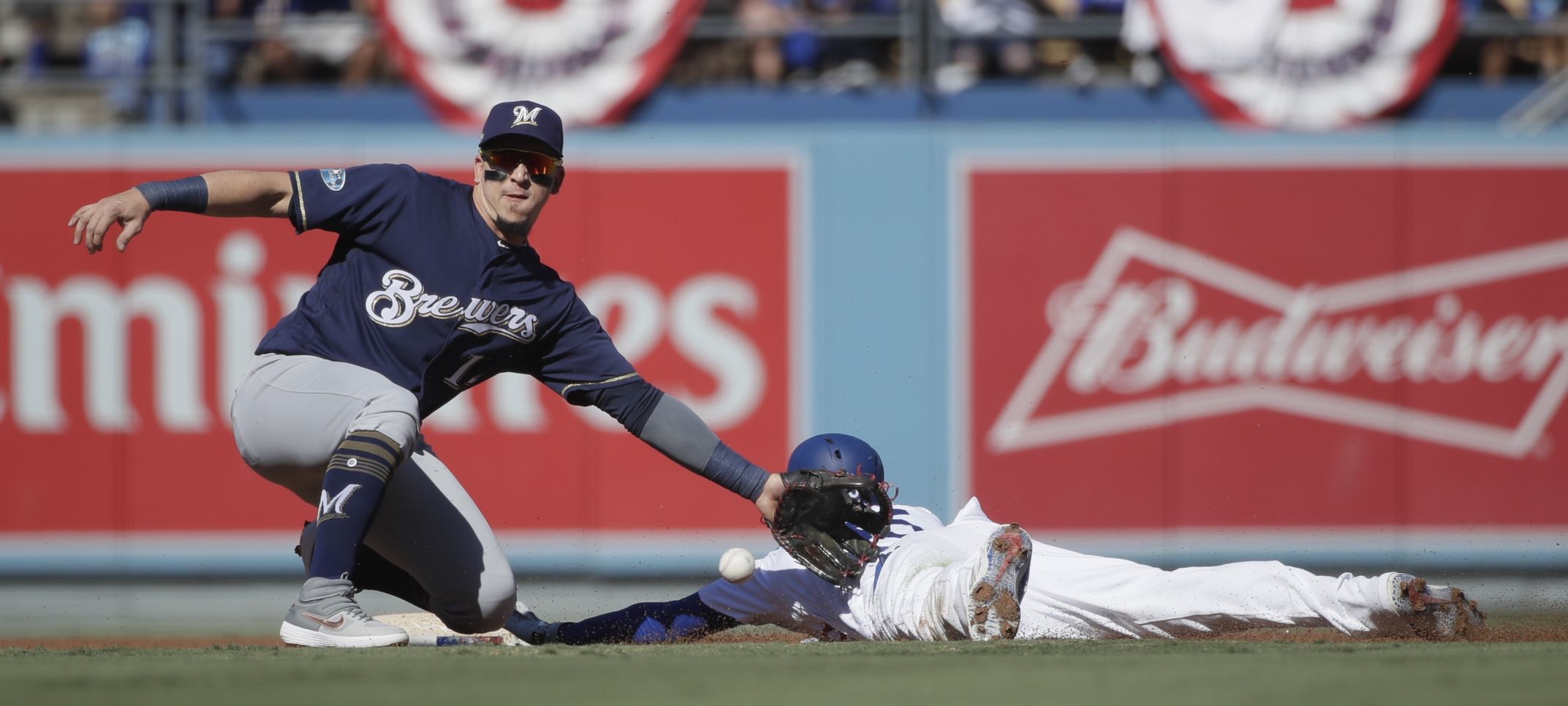 Dodgers 5, Brewers 2